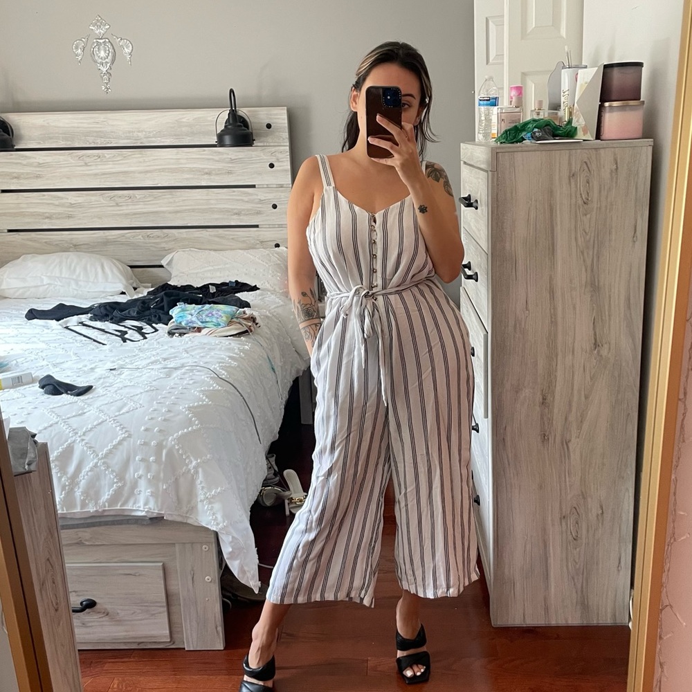 White stripped jumpsuit